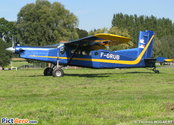 Pilatus PC-6/B2-H4 Turbo Porter (CERP de Maubeuge (Centre Ecole Régional de Parachutisme))