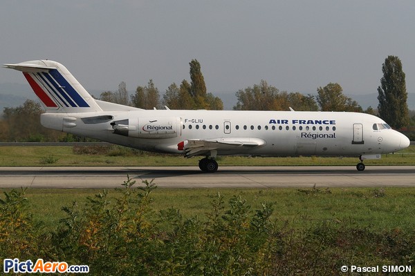 Fokker 70 (F-28-0070) (Régional Airlines)