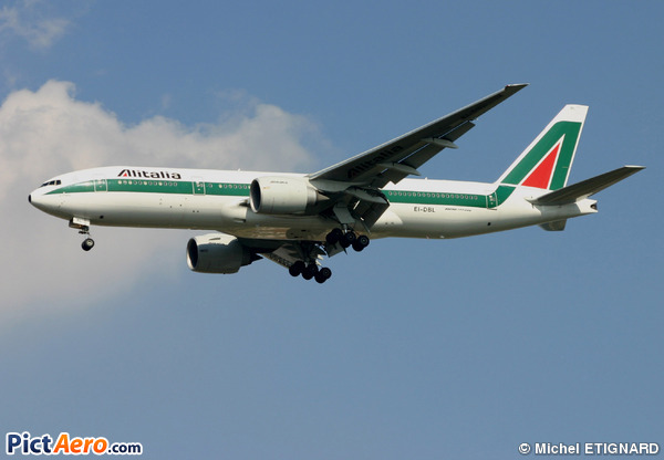 Boeing 777-243/ER (Alitalia)