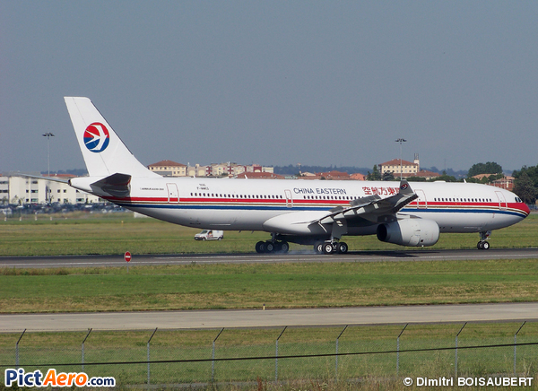 Airbus A330-343X (China Eastern Airlines)