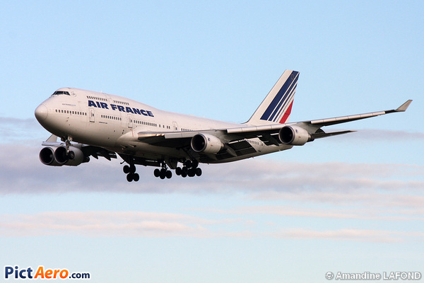 Boeing 747-428 (Air France)