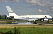 Airbus A340-213
