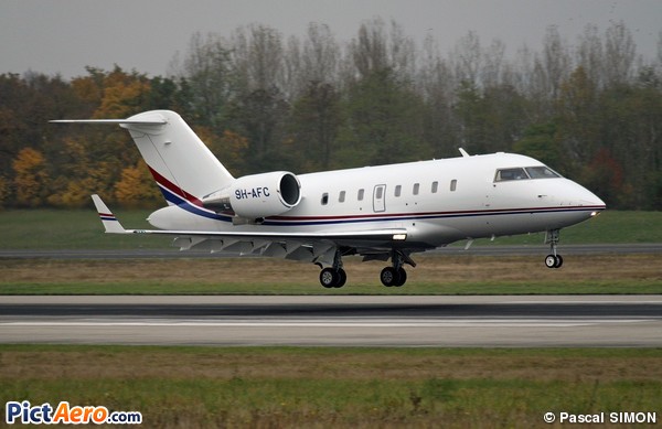 Canadair CL-600-2B16 Challenger 604 (Europe Executive Jet Services)