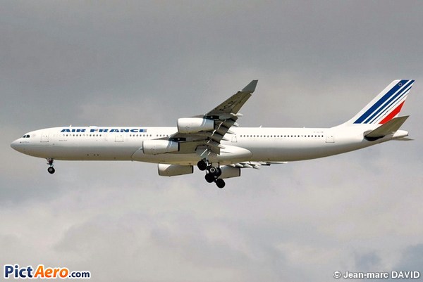 Airbus A340-313X (Air France)