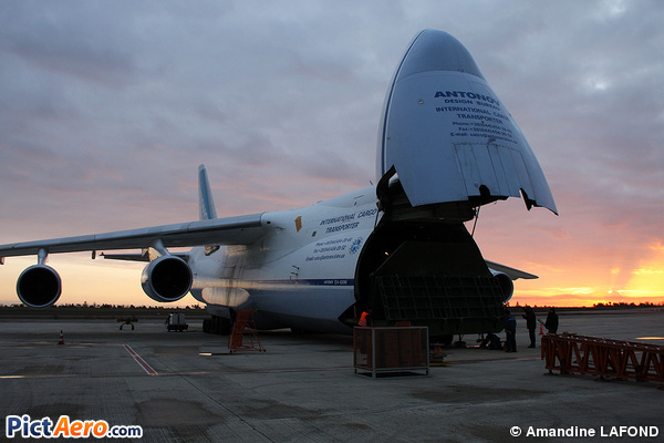 Antonov An-124-100 (Antonov Design Bureau)