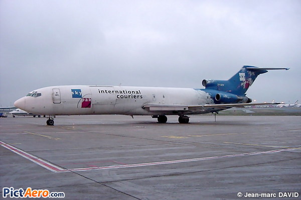 Boeing 727-281F (Sterling European Airlines)