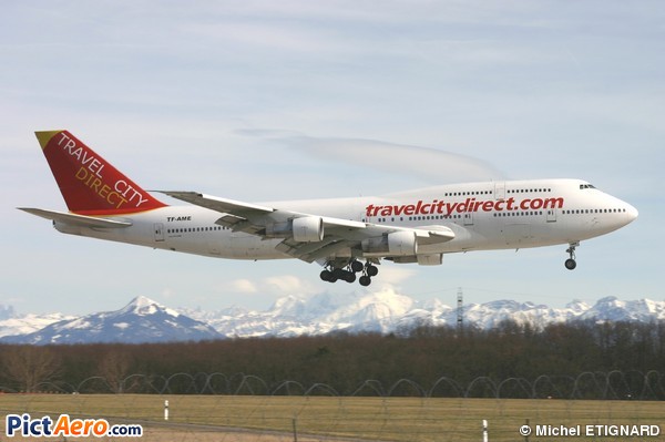 Boeing 747-312 (travel city direct)