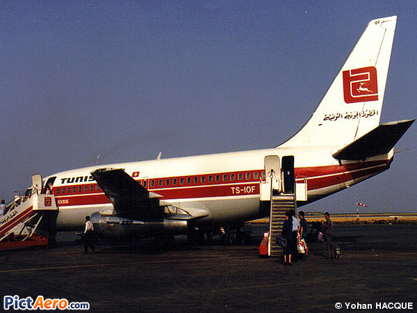 Boeing 737-2H3/Adv (Tunisair)