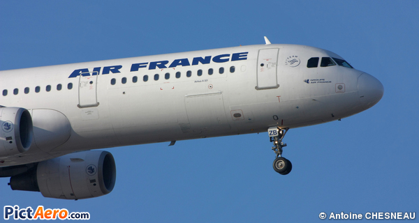 Airbus A321-111 (Air France)