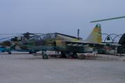 Sukhoi Su-25UB Frogfoot (120)