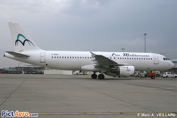 Airbus A320-211 (Air Méditerranée)