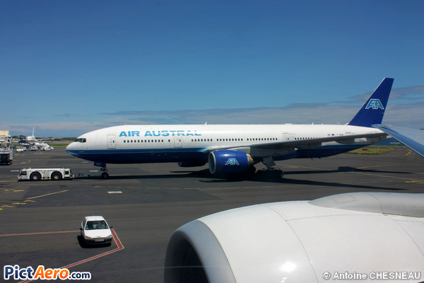 Boeing 777-2Q8/ER (Air Austral)