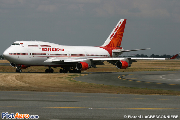 Boeing 747-4H6 (Air India)