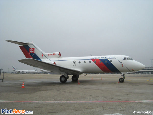 Yakovlev Yak-40 (Slovakia - Government Flying Service)