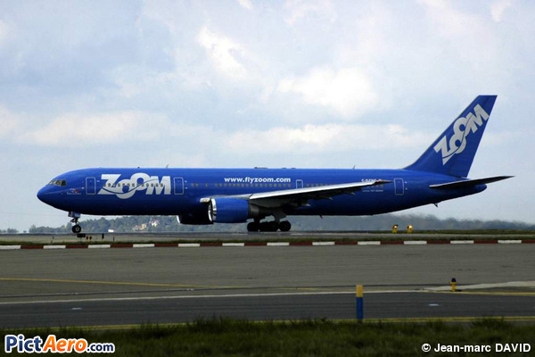 Boeing 767-306/ER (Zoom Airlines)