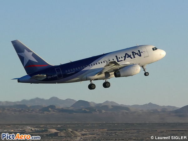 Airbus A318-122 (LAN Airlines)