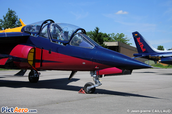 Dassault/Dornier AlphaJet A (Red Bull Jet)