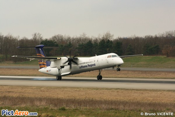 De Havilland Canada DHC-8-402Q Dash 8 (Lufthansa Regional (Augsburg Airways))
