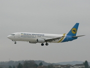Boeing 737-4C9 (UR-GAV)