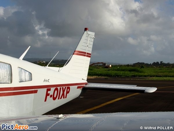 Piper PA-28-181 Archer II (ATIS - French West Indies)
