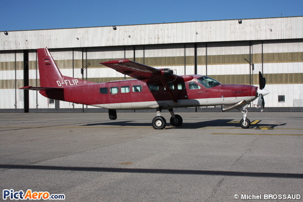 Cessna 208 Caravan I ( Air Attack Technology)