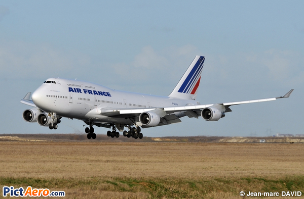Boeing 747-4B3 (Air France)