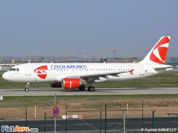Airbus A320-214 (CSA Czech Airlines)