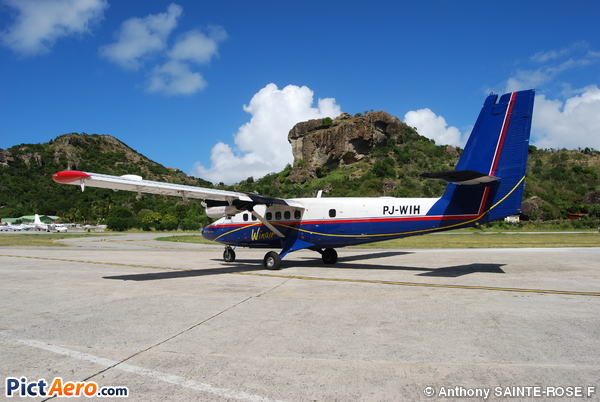 De Havilland Canada DHC-6-300 Twin Otter (Winair - Windward Islands Airways)