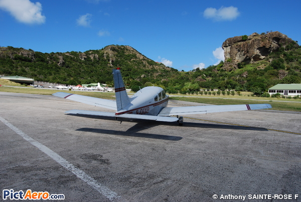 Piper PA-28-181 Archer II (ATIS - French West Indies)
