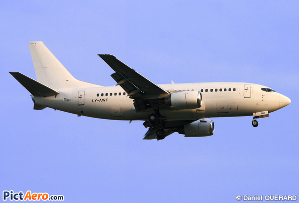 Boeing 737-522 (flyLAL - Lithuanian Airlines)