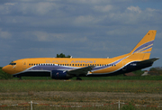 Boeing 737-348/QC