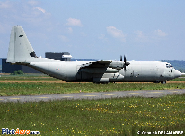 Lockheed C-130J-30 Hercules (Italy - Air Force)