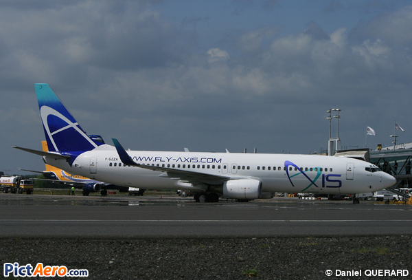 Boeing 737-86N/WL (Axis Airways)