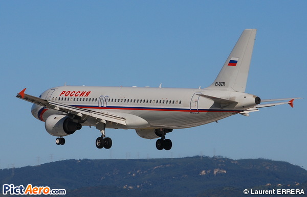 Airbus A320-212 (Rossiya Russian Airlines)