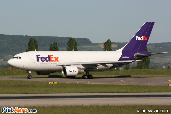 Airbus A310-222 (FedEx)