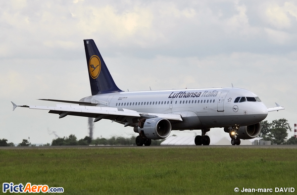 Airbus A319-112 (Lufthansa Italia)