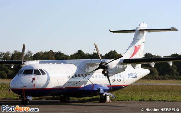 ATR 42-300 (Overland Airways)