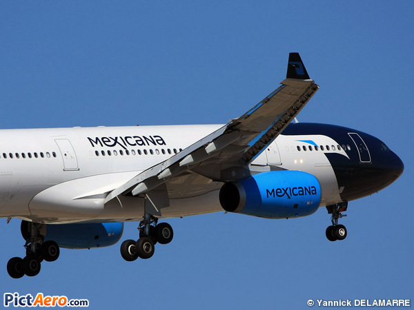 Airbus A330-243 (Mexicana)
