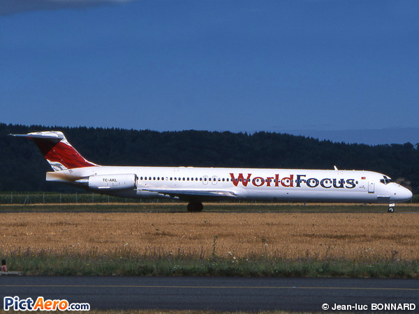 McDonnell Douglas MD-83 (DC-9-83) (World Focus Airlines)