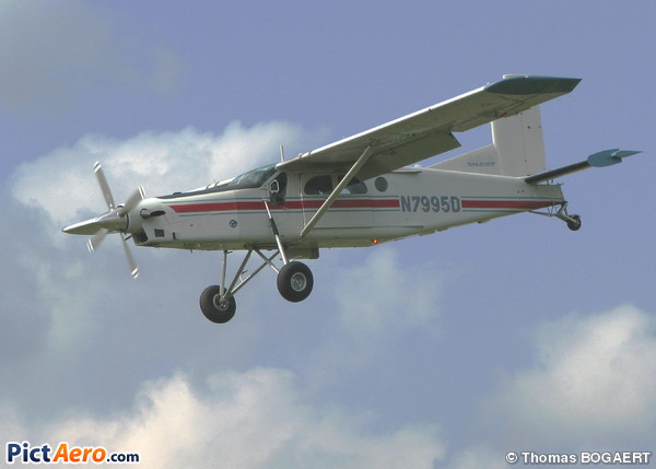 Pilatus PC-6/B2-H4 Turbo Porter (Europhenix 17)