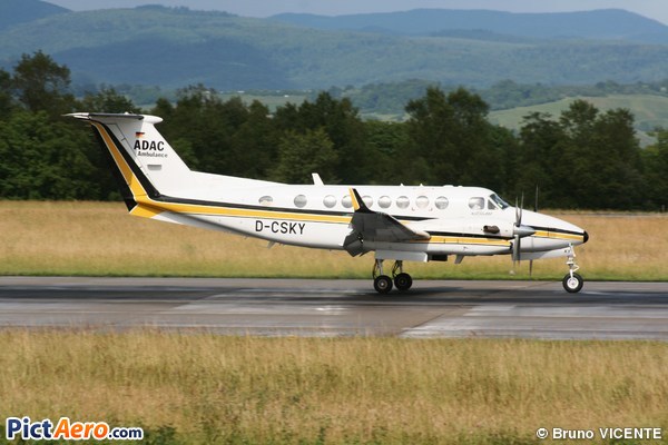 Beech Super King Air 350 (ADAC Luftrettung)