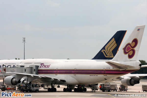 Boeing 747-4D7 (Thai Airways International)