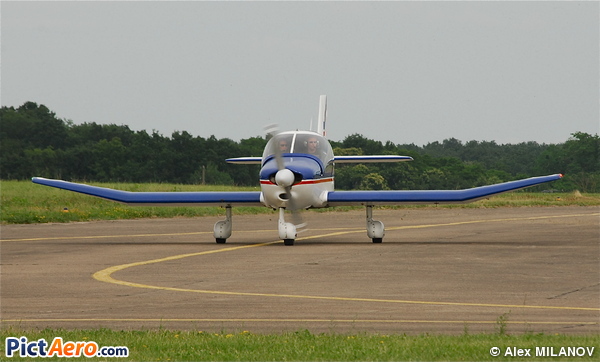 Robin DR-400-140B (Private / Privé)