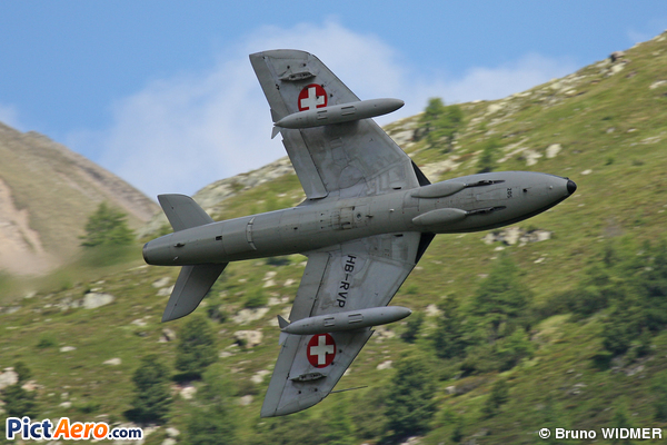 Hawker Hunter T68 (Hunter Flying Group)