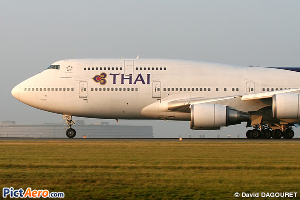 Boeing 747-4D7 (Thai Airways International)
