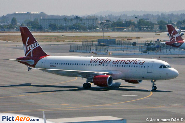 Airbus A320-214 (Virgin America)