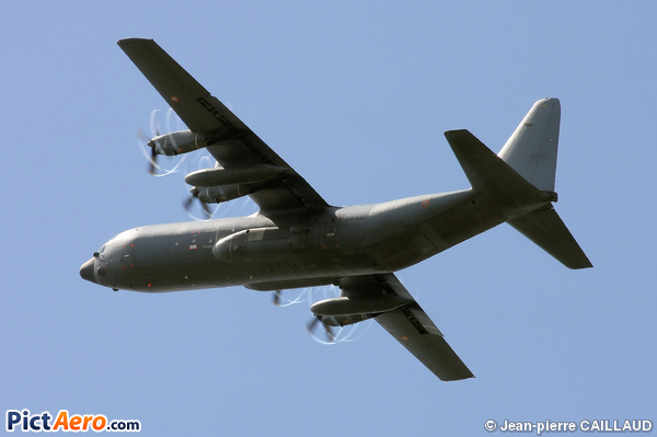 Lockheed C-130H-30 Hercules (L-382T) (France - Air Force)