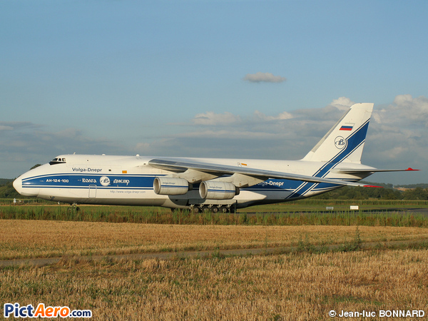 Antonov An-124-100 (Volga Dnepr Airlines)
