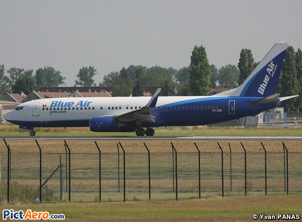 Boeing 737-8AS (Blue Air)