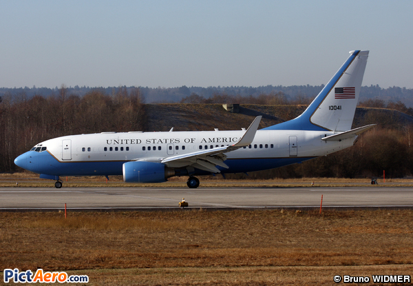 Boeing C-40B (737-7DM)BBJ (United States - US Air Force (USAF))